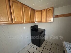 409 Dobson St in Kernersville, NC - Building Photo - Building Photo