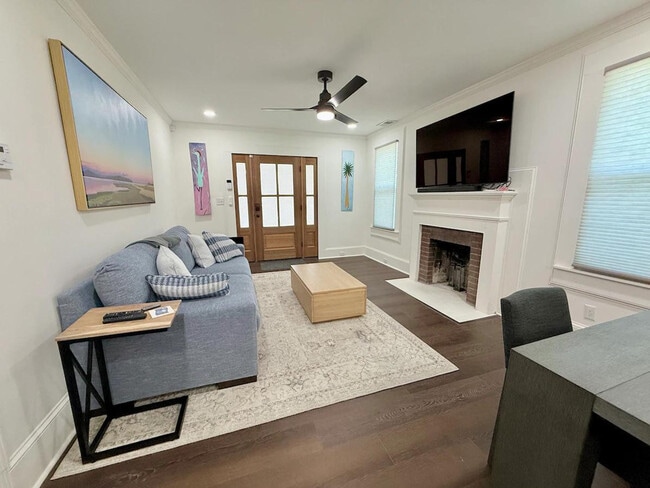 property at 2936 Oceola St