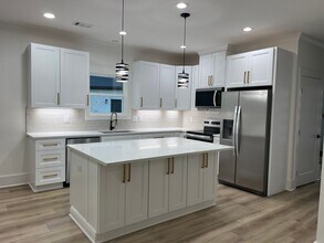 832 Post Oak Cir in Lawrenceville, GA - Building Photo - Building Photo