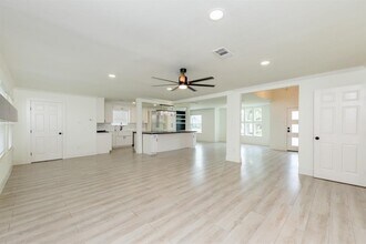 2815 Field Line Dr in Sugar Land, TX - Building Photo - Building Photo