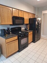 1479 N Milwaukee Ave in Libertyville, IL - Building Photo - Building Photo