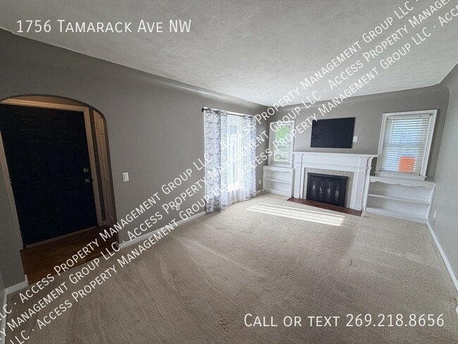 1756 Tamarack Ave NW in Grand Rapids, MI - Building Photo - Building Photo