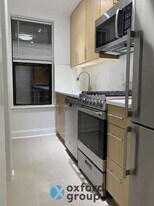 357 E 58th St in New York, NY - Building Photo