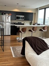 610 Main St, Unit 505 in Buffalo, NY - Foto de edificio - Building Photo