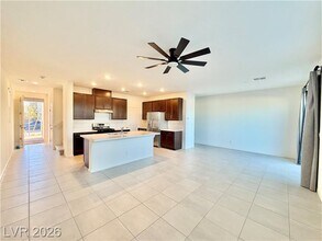 9112 Rivington Ave in Las Vegas, NV - Building Photo - Building Photo