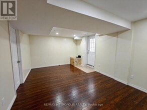 20 Stockell Cres in Ajax, ON - Building Photo - Building Photo