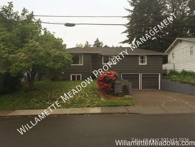 property at 2530 Summer St SE