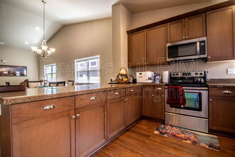 6906 Suzanne Drive in Midvale, UT - Building Photo - Building Photo
