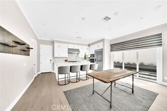 249 Chorus in Irvine, CA - Building Photo - Building Photo