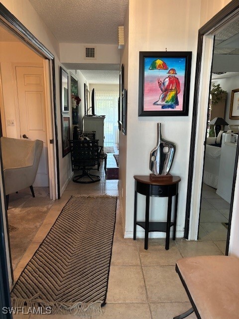 1525 Oyster Catcher Point in Naples, FL - Foto de edificio - Building Photo