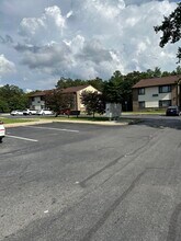 Roberts Village Apartments in Beaver, WV - Building Photo - Building Photo