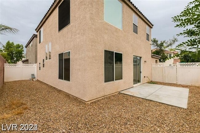 8455 Adams Grove St in Las Vegas, NV - Building Photo - Building Photo