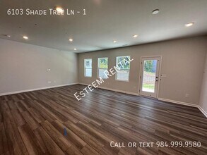 6103 Shade Tree Ln in Durham, NC - Building Photo - Building Photo