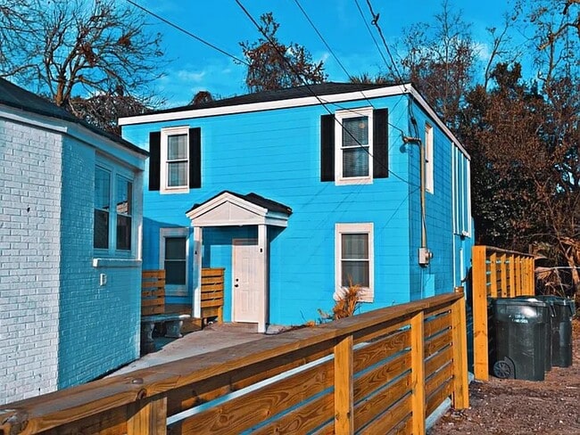 8 Hagood Ave, Unit 8b Hagood ave in Charleston, SC - Building Photo - Building Photo