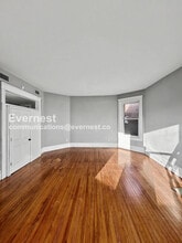 2034 W Grace St in Richmond, VA - Building Photo - Building Photo