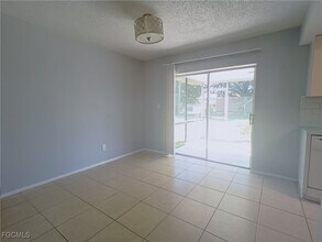 1815 SE 11th Ave in Cape Coral, FL - Building Photo - Building Photo