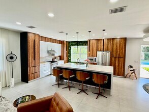 1534 Newhaven Point Ln in West Palm Beach, FL - Building Photo - Building Photo
