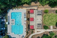 799 Hammond Dr photo'