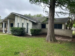 2021 Aloha Dr in Mesquite, TX - Building Photo - Building Photo