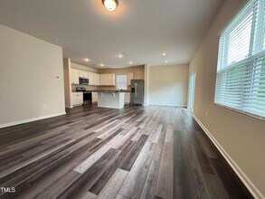 1413 Justice Union Ct in Raleigh, NC - Foto de edificio - Building Photo