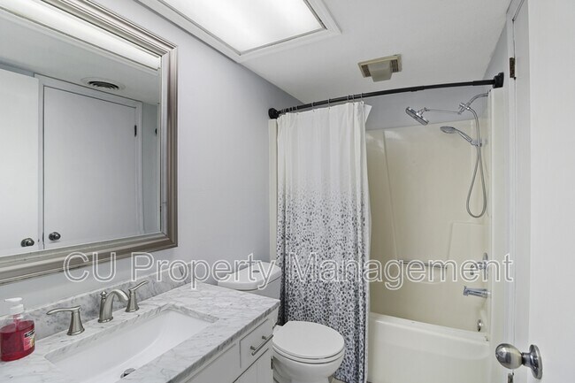1202 Dean Dr in Urbana, IL - Building Photo - Building Photo
