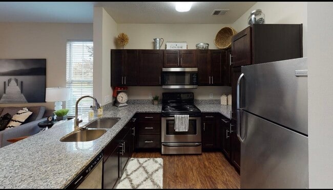107 Presido Ln, Unit 301 in Lafayette, IN - Foto de edificio - Building Photo