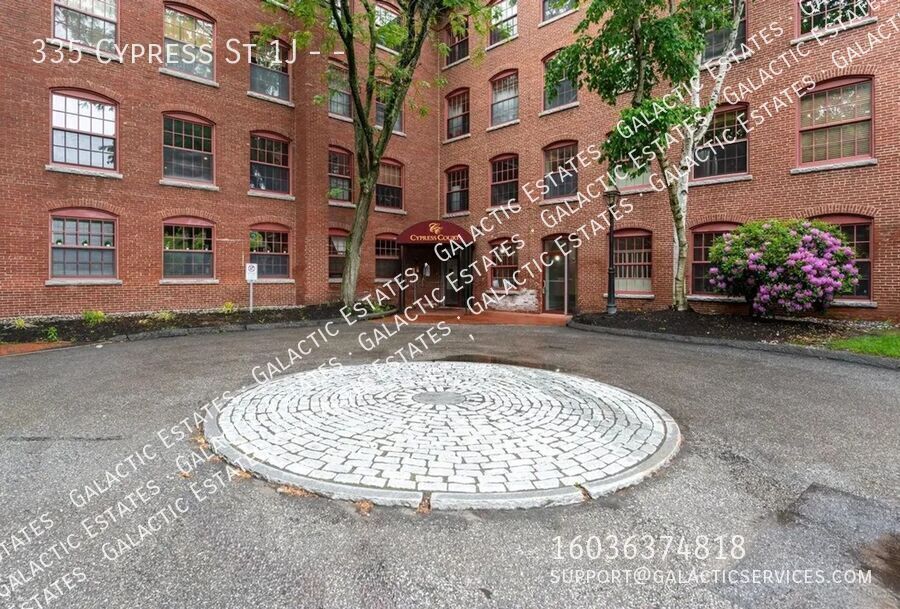 335 Cypress St in Manchester, NH - Building Photo