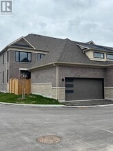 156 Alcorn Dr in Kawartha Lakes, ON - Building Photo - Building Photo