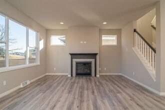 343 Sunshine Ln in Verona, WI - Building Photo - Building Photo