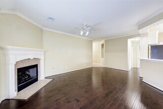 22010 Kenlake Dr in Katy, TX - Building Photo - Building Photo