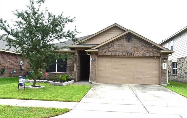 property at 15422 Bosque Viejo Trl