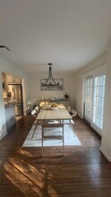 10 Leland Ln in Southampton, NY - Building Photo - Building Photo