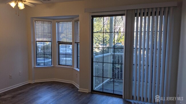 property at 282 Cozzens Ct