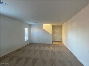 4948 Quest Tribe St in Las Vegas, NV - Building Photo - Building Photo