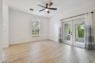 4347 Deermont Cir in Tampa, FL - Building Photo - Building Photo