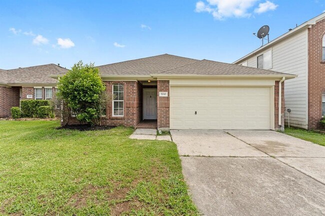 5041 Willow Point Dr in Conroe, TX - Building Photo - Building Photo