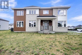 254 Ormiston Cres in Ottawa, ON - Building Photo - Building Photo
