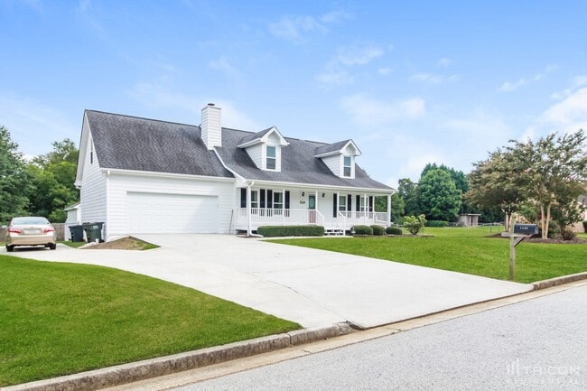 1440 Twin Manor Dr in Loganville, GA - Building Photo - Building Photo