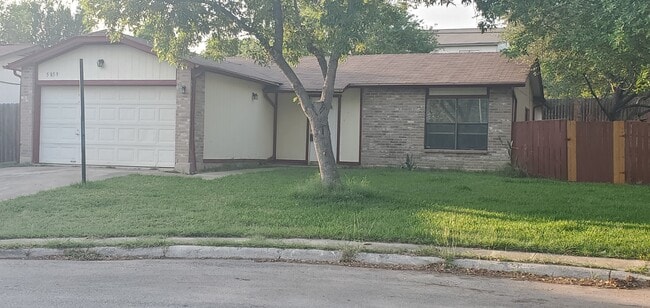 property at 5859 Sun Farm
