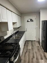 394 Avenue A in Springfield, MI - Building Photo - Building Photo