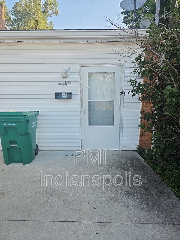 property at 1902 Rosemont Ave