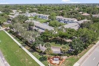 Terrace at Naples Townhomes in Naples, FL - Building Photo - Building Photo
