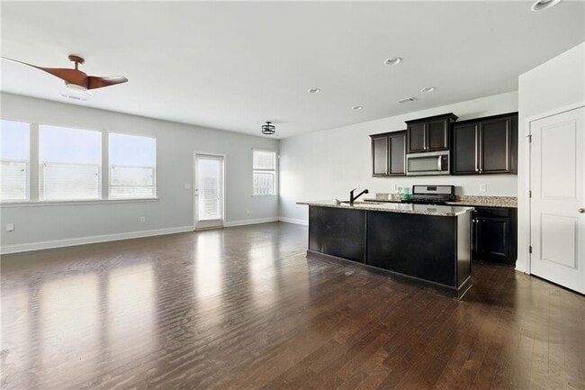 5447 Cascade Run in Atlanta, GA - Building Photo - Building Photo