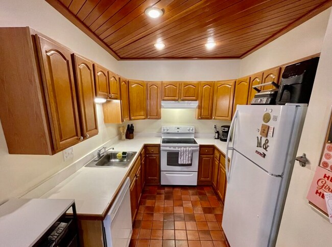 36 Symphony Rd, Unit 1A in Boston, MA - Building Photo - Building Photo
