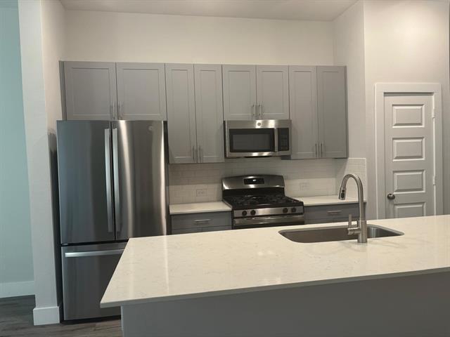 825 W Mayfield Rd in Arlington, TX - Building Photo - Building Photo