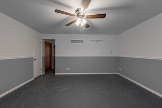2655 W 47th St in Chicago, IL - Building Photo - Building Photo