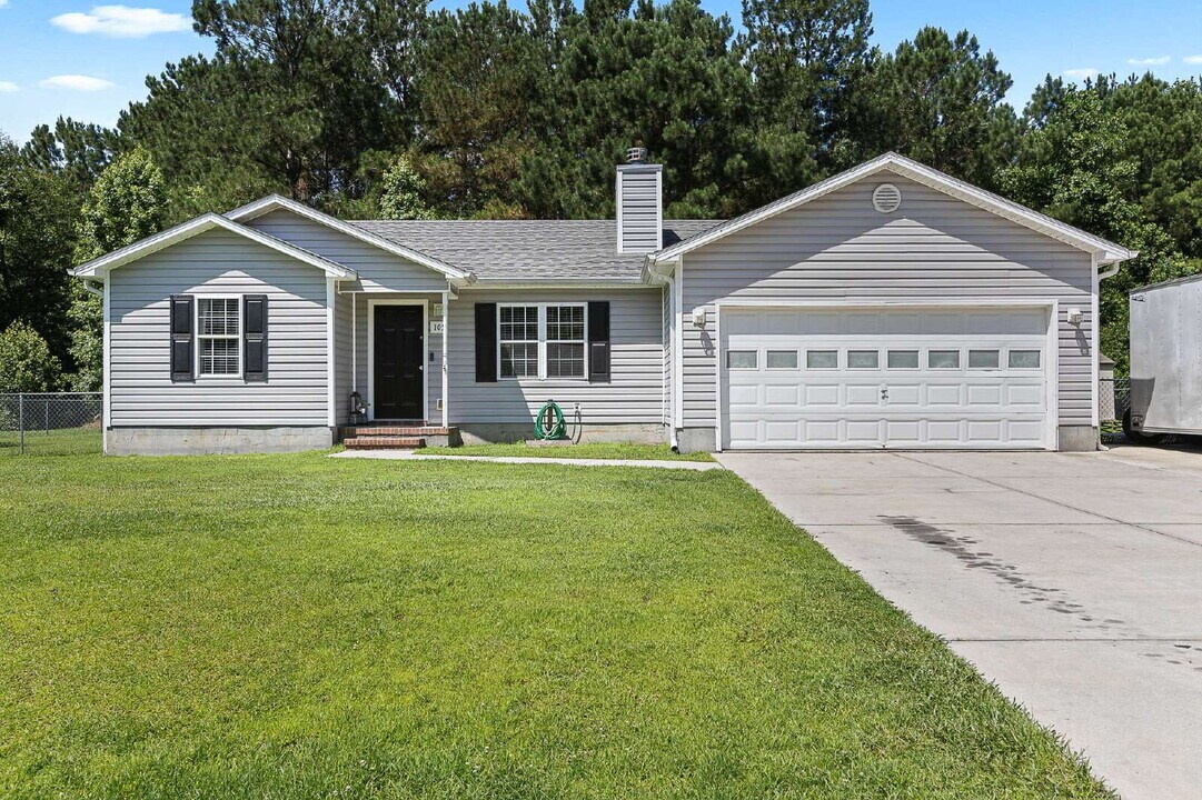 105 Ellen Ct in Jacksonville, NC - Building Photo