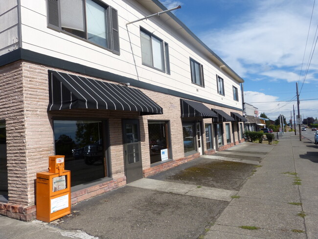 property at 822 1/2 S Center