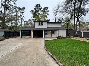 1004 E Red Cedar Cir in Spring, TX - Building Photo - Building Photo