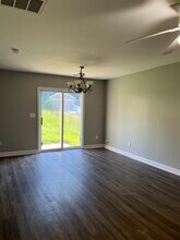 588 Lakeside Valley Dr in Winston-Salem, NC - Building Photo - Building Photo